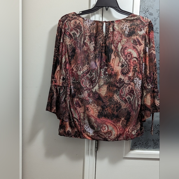 Sara Michelle pullover Blouse with Paisley and Coral like pattern.  Sparkles . - Picture 2 of 5